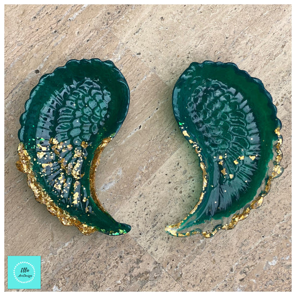Wing dishes (Set of 2)